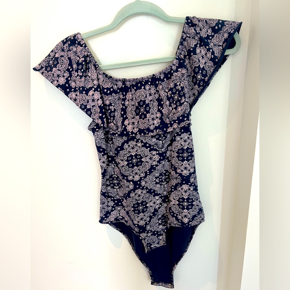 Zara navy floral print body suit.